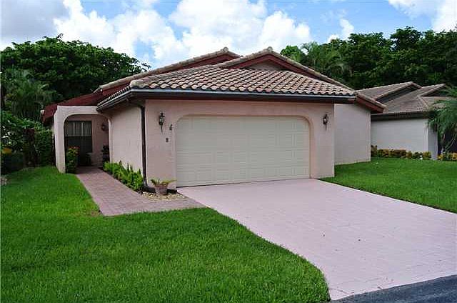 1st image of 5593 Lakeview Mews Dr