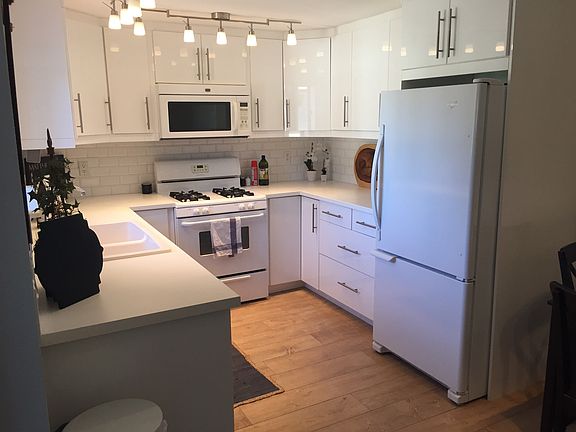 2nd image of 1346 E Hillcrest Dr Unit 52