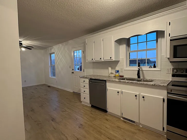 2058 Maurice Brown Rd — Photo 12