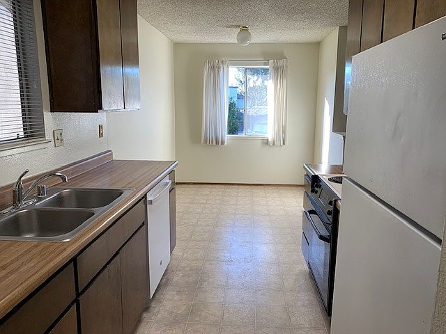 1st image of 2750 Park Ave #O