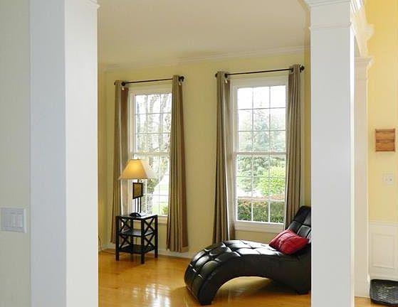 5th image of 3095 Merino Ln
