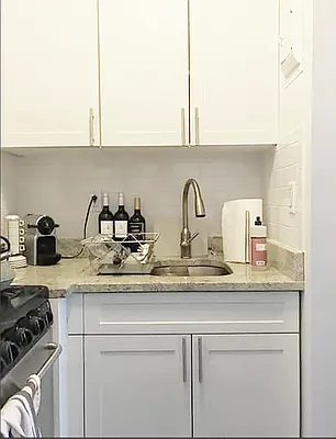 Rented by Buchbinder & Warren | media 14