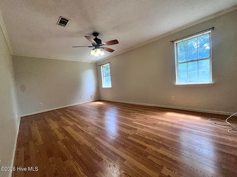 4497 Amanda Ln — Photo 24