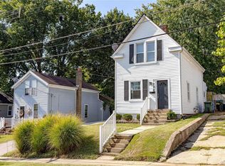 7128 Drury Ln, Saint Louis, MO 63143