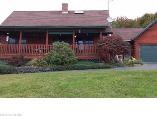 201 Pond Rd, Wales, ME 04280