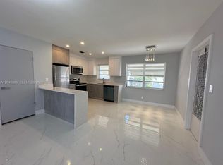 1722 Mayo St APT 207, Hollywood, FL 33020