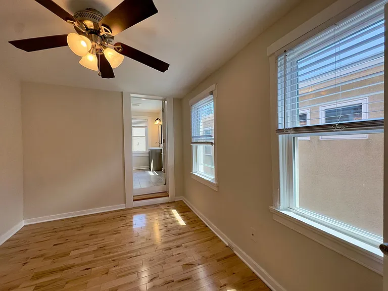 2506 Fait Ave — Photo 11