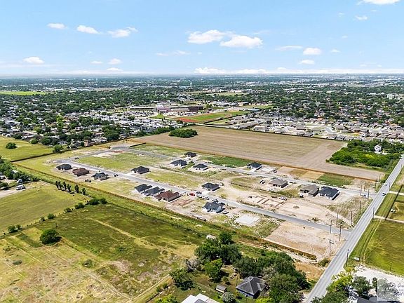 3rd image of 2006 Black Hills St Lot 11