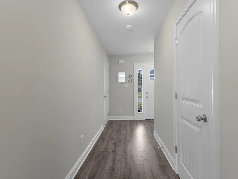 217 Lookout Ln — Photo 8