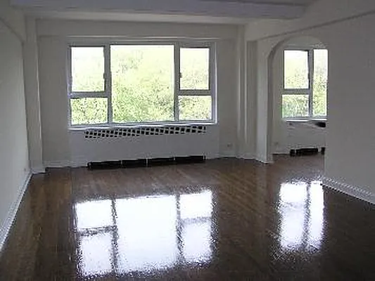 Rented by Corcoran | media 19