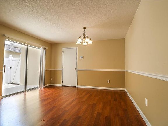 5th image of 2709 Wild Tamarind Blvd