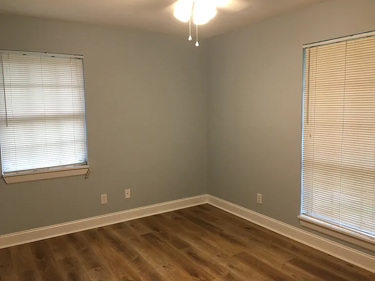 2807 Pine Dr NE — Photo 20