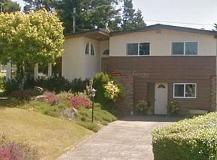 1802 NE Crestview Pl, Newport, OR