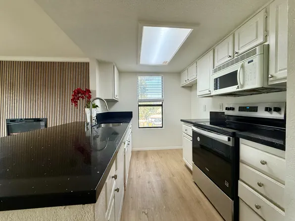 10151 Arrow Rte, Rancho Cucamonga, CA