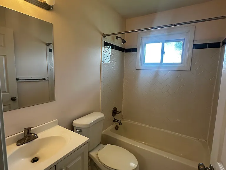 1439 N Forbes Rd #102 — Photo 8