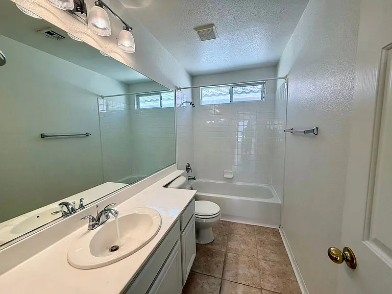 11008 Rusty Ray Dr — Photo 15
