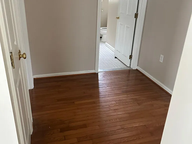 40 Agate Ave — Photo 4
