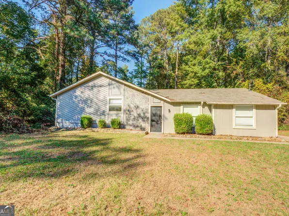 4865 Brookstone Pkwy, Ellenwood, GA 30294