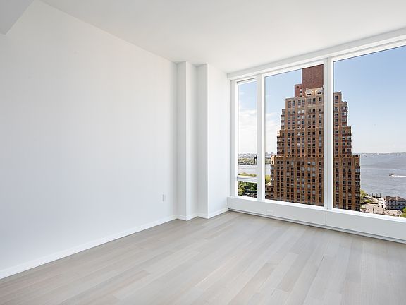 4th image of 50 West St #23C