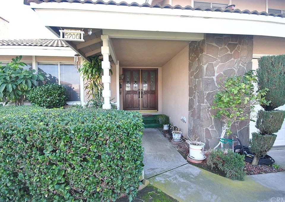 2nd image of 5206 Brunswick Dr