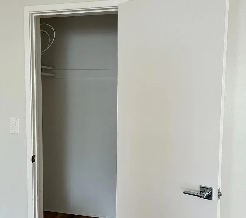 Unit Photo