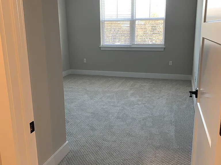 100 Sandidge Way — Photo 6