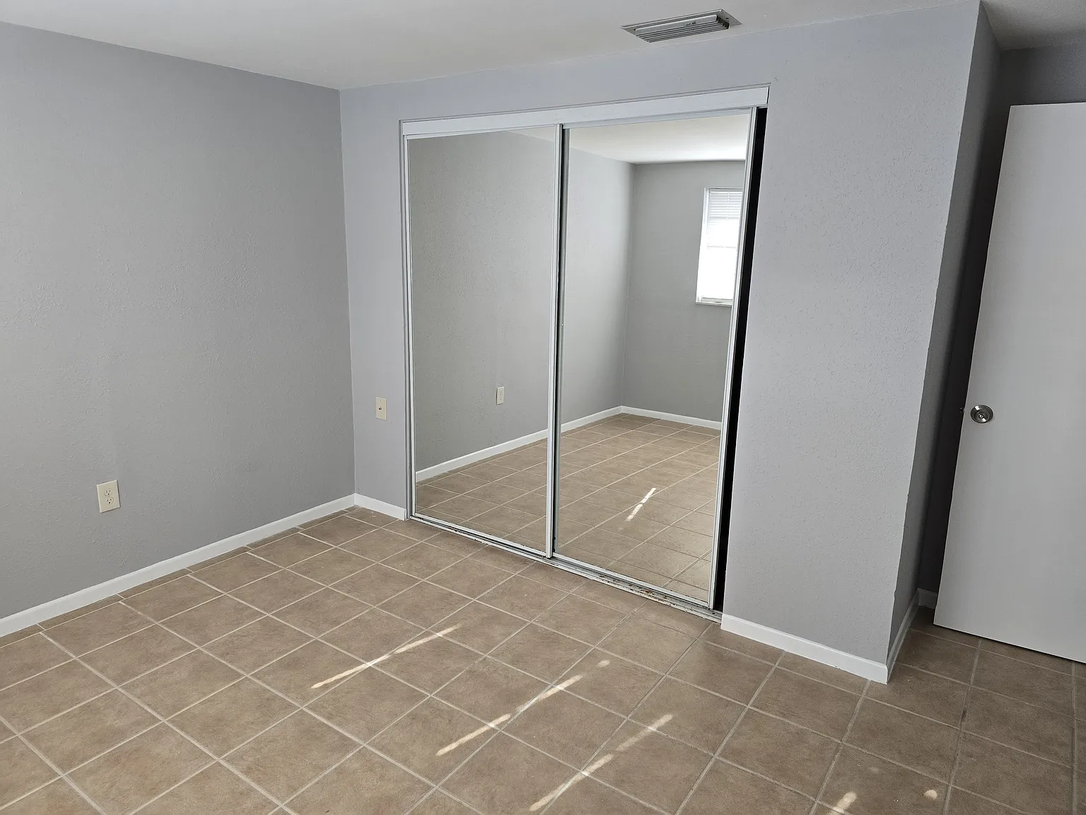 7108 Palm Dr — Photo 4