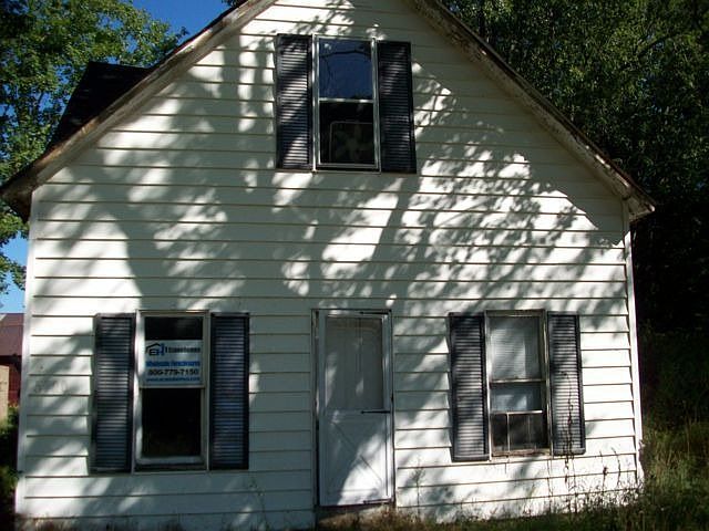 2nd image of 5700 E Pontaluna Rd