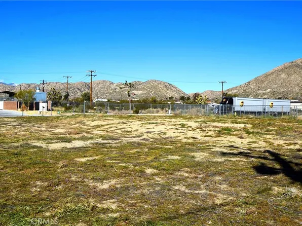 7243 Mohawk Trl, Yucca Valley, CA 92284