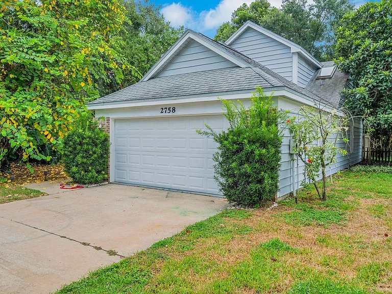 2758 Waymeyer Dr — Photo 19
