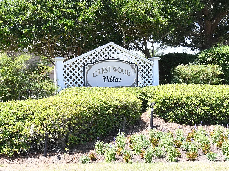 2372 Travis Pl — Photo 14
