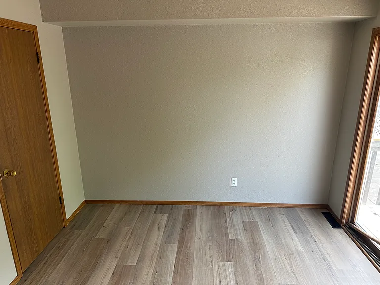 420 Clarke Dr — Photo 12