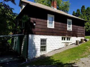 377 Gilmore St #B, Morgantown, WV 26505