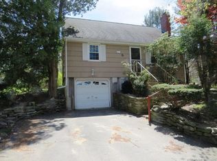 186 North St, Hebron, CT 06248