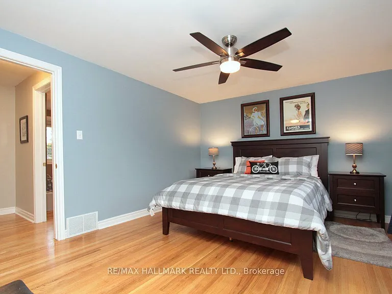 42 Abbey Rd #MAIN FLOOR — Photo 17
