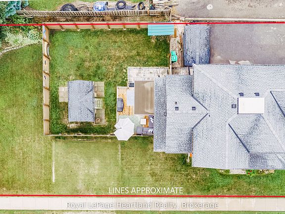 3rd image of 5 Britannia Rd W
