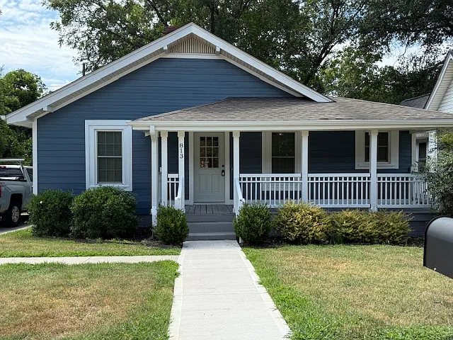 3 bed, 1090 sqft, $1,950 — Photo 1