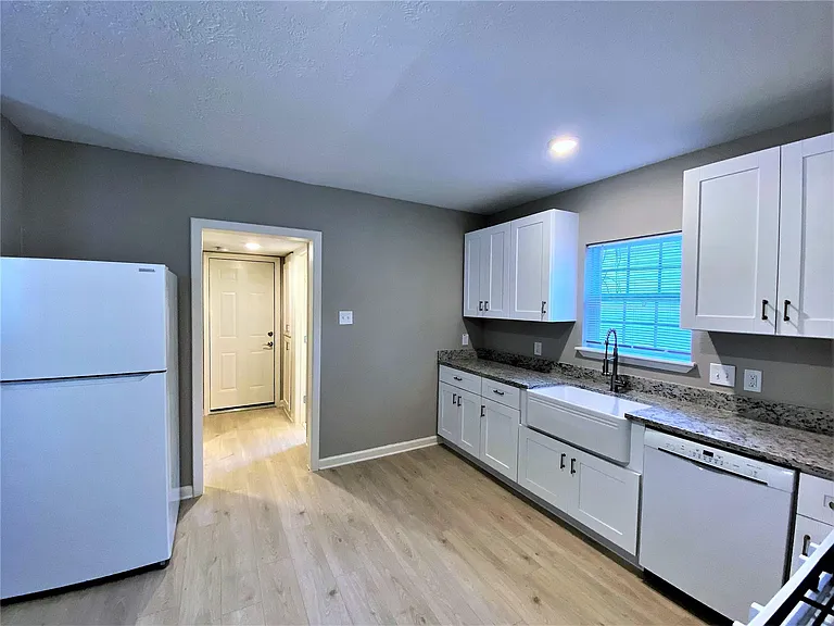 1702 Studewood St — Photo 2