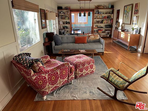 4th image of 2257 Cove Ave