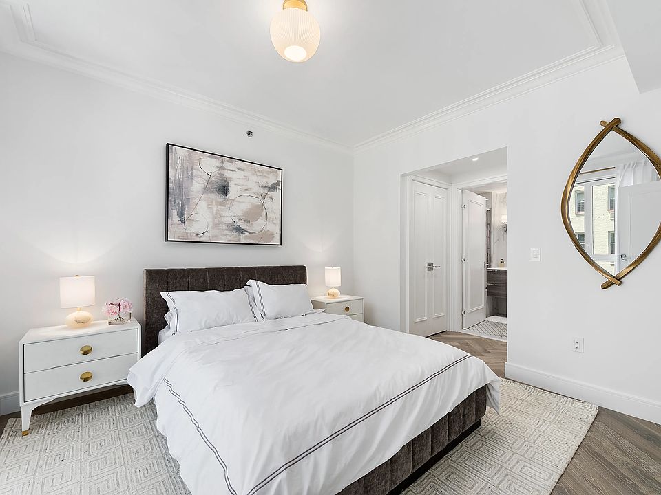 1st image of 333 E 82nd St #6D