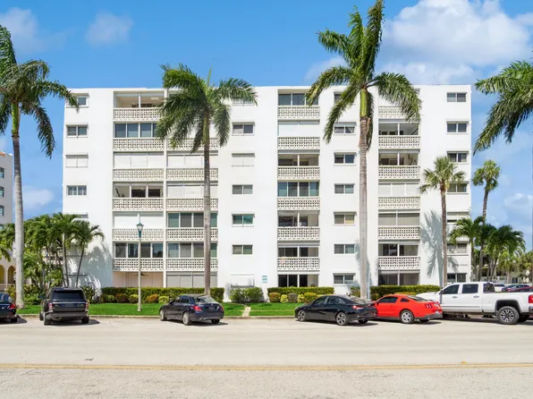 1 N Golfview Road #702, Lake Worth Beach, FL 33460