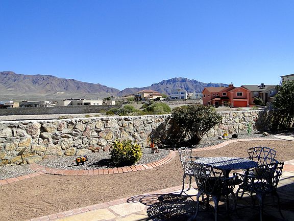2nd image of 1632 Quinta Del Sol