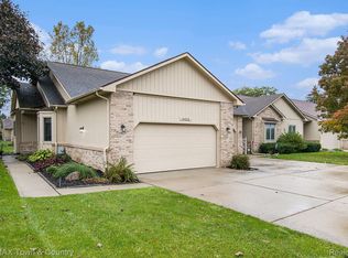 6423 Beecher Rd, Flint, MI 48532