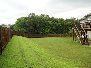 2nd image of 1915 Thoreau Ct
