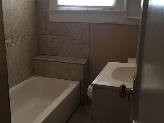 3rd image of 2126 Yancey Ave