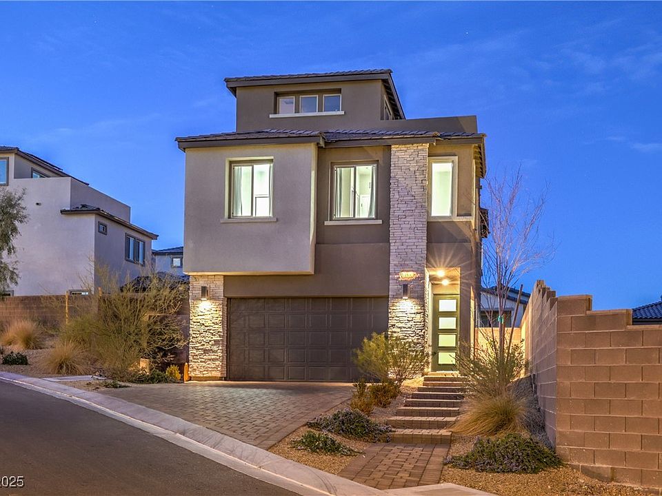 1st image of 11832 Dragontail Peak Ave