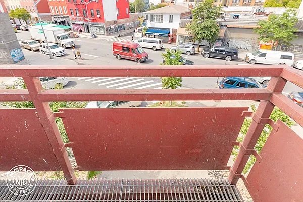 Rented by MySpaceNYC | media 46