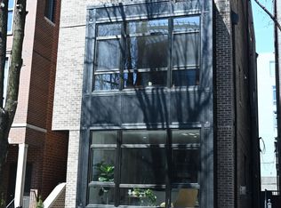 1522 W Thomas St #2, Chicago, IL 60642