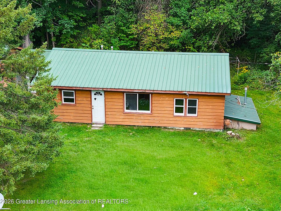 1st image of 288 N Ionia Rd