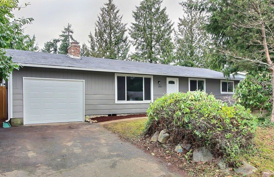 1st image of 2924 Alderbrook Ct S